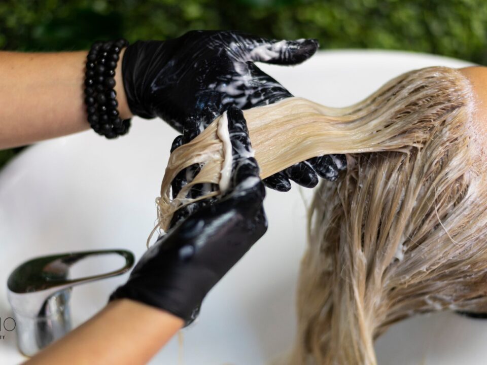 Mario Peluqueria Castellon - Para qué sirve la mascarilla de pelo
